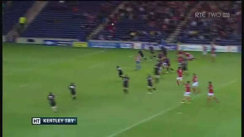 GIF: Ian Keatley gets the bounce of the ball for Munster vs Edinburgh.