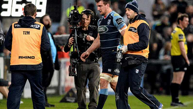 7 April 2017; Sam Warburton of Cardiff Blues leaving the pitch with an injuy  during the first half of the Guinness PRO12 Round 19 match between Ulster and Cardiff Blues at the Kingspan Stadium in Belfast. Photo by Oliver McVeigh/Sportsfile