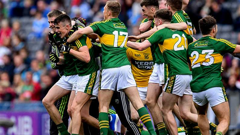 18 September 2016; Kerry players celebrate their victory in the Electric Ireland GAA Football All-Ireland Minor Championship Final match between Kerry and Galway at Croke Park in Dublin. Photo by Ramsey Cardy/Sportsfile