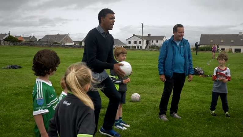 "Pass Saliva" - Jeff And Kammy Learn About The Hand-Pass On The Aran Islands