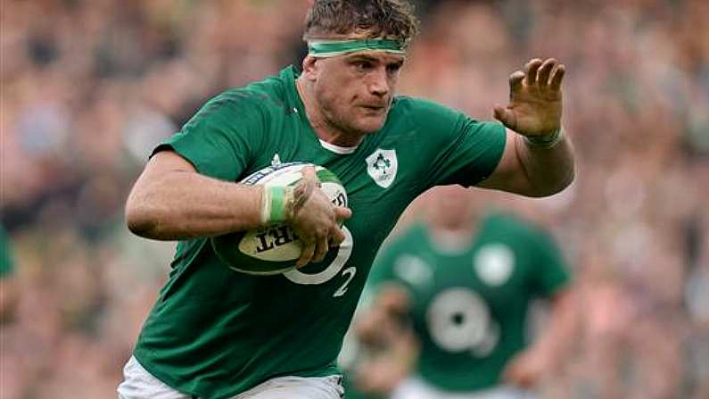 Jamie Heaslip Rapping Nelly's 'Hot In Herre'. Sure Look It