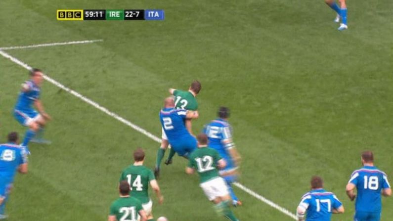 GIF: That Brilliant One-Handed Brian O'Driscoll Pass