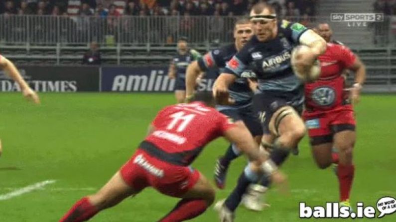 GIF: Excellent Play From Robin Copeland Sets Up Cardiff Try Against Toulon