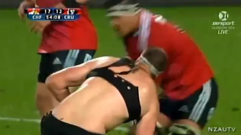 Video: Brodie Retallick Loses Shirt In Super 15 Game, Keeps On Playing