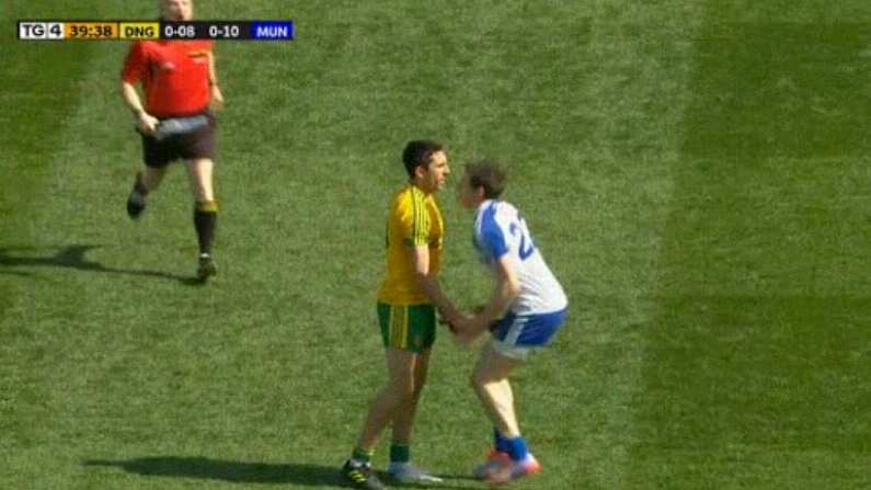 GIF: Rory Kavanagh Gets Sent Off For Poking Darren Hughes In The Nuts With His Boot