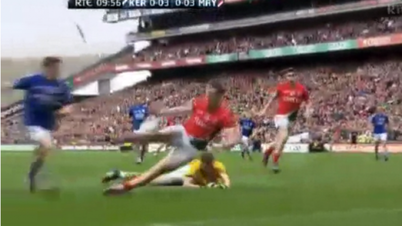GIF: Stonewall Penalty Or Terrible Miss From Cillian O'Connor?
