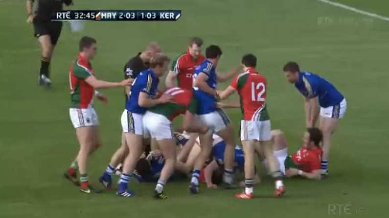 GIF: Aidan O'Shea Has A Borderline NSFW Way Of Dealing With A Scuffle