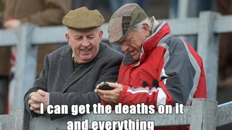 19 Irish Sports Photos Documenting The Evolution Of The Mobile Phone