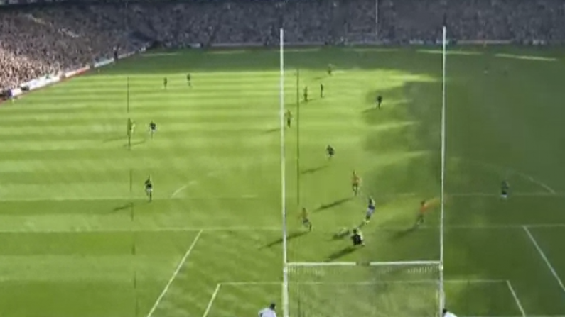 GIF: Paul Durcan's Gift To Kieran Donaghy Sums Up The All Ireland Final So Far