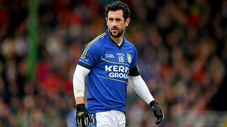 Crazy Photo Of Hurl-Wielding Spectator Swinging For Paul Galvin In Kerry Hurling Final