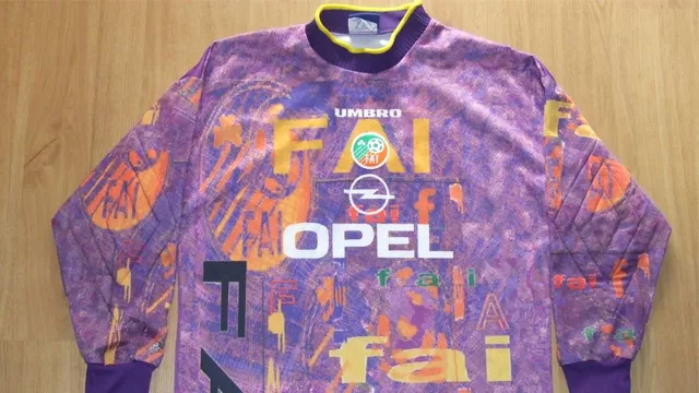 republic-of-ireland-goalkeeper-football-shirt-1995-1996-s_15284_1