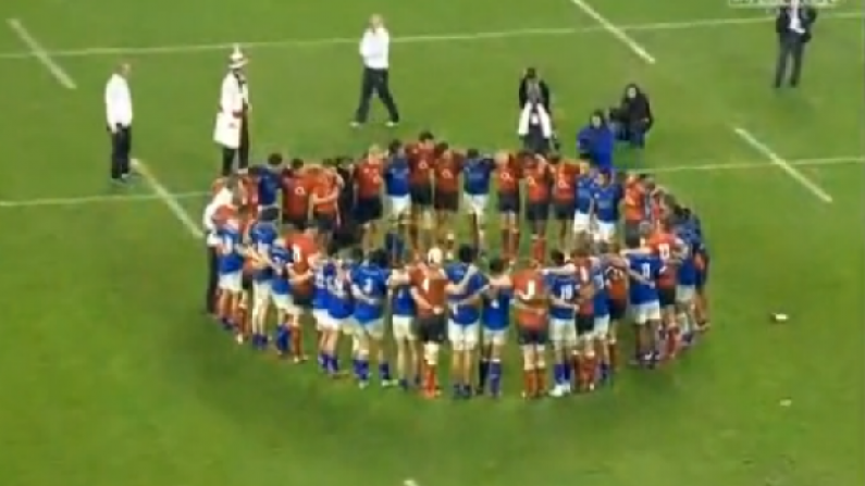 Video: Great Moment At Twickenham As England Show Solidarity With Samoa