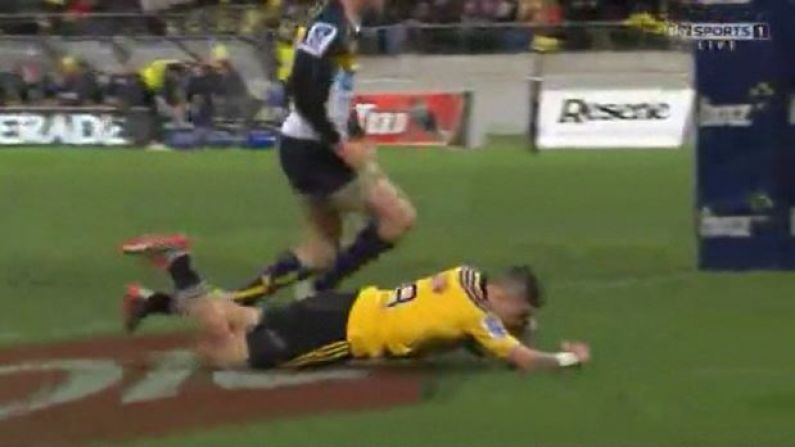 GIF: The Hurricanes Score Delightful Try To Take Control Of Super Rugby Semi-Final