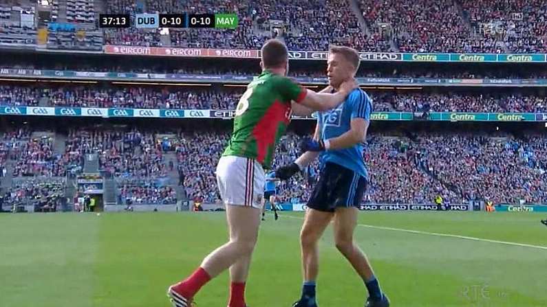 GIF: Seamus O'Shea Shown Black Card After Ridiculously Strict Application Of Rule