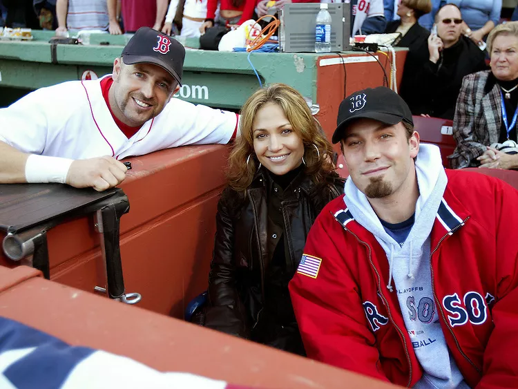 MILLAR WITH JLO AND AFFLECK