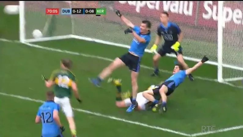 GIF: Should Kieran Donaghy Have Been Given A Penalty For This?