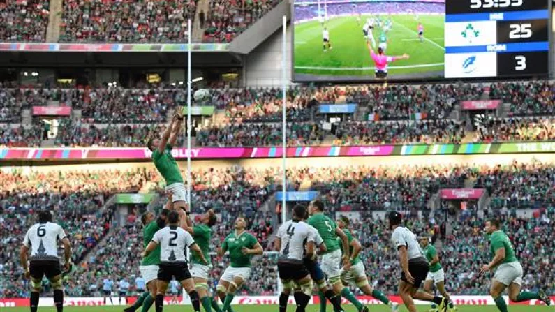 Irish Rugby Fans Put English Soccer Fans To Shame On Sunday