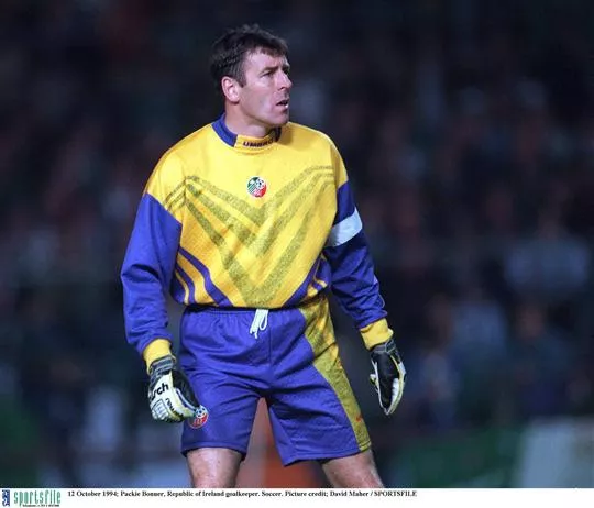 A Tribute To The Magnificently Mental Goalkeeper Jerseys Of The 90s