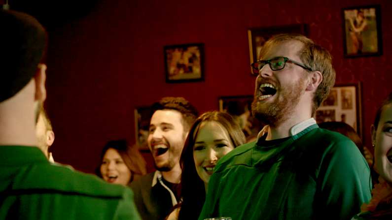 Watch: Irish And English Rugby Fans Stage Epic Sing-Song For The Sake Of A Pint