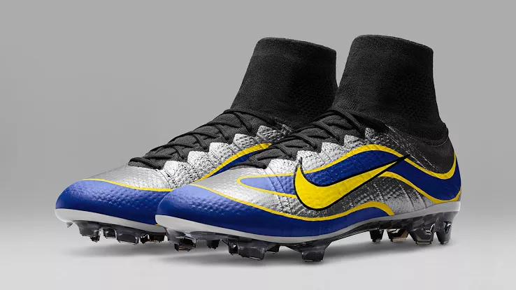 Ronaldo on sale r9 mercurial