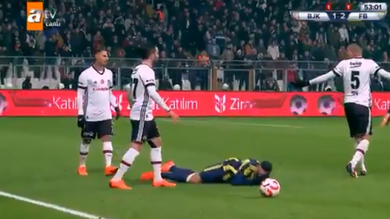 Watch: Ricardo Quaresma Sent-Off 7 Minutes After Being Subbed On