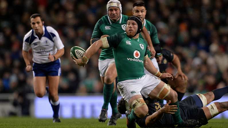 25 November 2017; Sean O'Brien of Ireland is tackled by Pablo Matera of Argentina during the Guinness Series International match between Ireland and Argentina at the Aviva Stadium in Dublin. Photo by Piaras O Midheach/Sportsfile