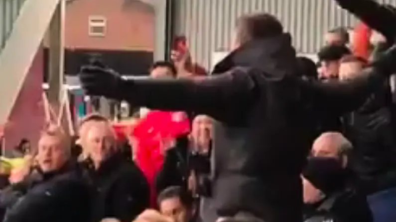 Watch: Michael Carrick Was Giving It Socks With United Fans At Turf Moor