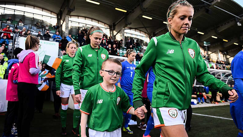 6 April 2018; Denise O'Sullivan of Republic of Ireland and her nephew Jack O'Sullivan, age 7, prior to the 2019 FIFA Women's World Cup Qualifier match between Republic of Ireland and Slovakia at Tallaght Stadium in Tallaght, Dublin. Photo by Stephen McCarthy/Sportsfile