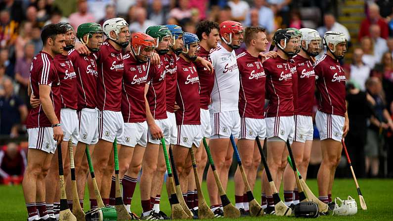 27 May 2018; Galway players stand for Amhran na bhFiann before the Leinster GAA Hurling Senior Championship Round 3 match between Galway and Kilkenny at Pearse Stadium in Galway. Photo by Piaras O Midheach/Sportsfile