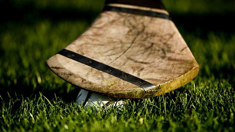 8 August 2018; A player roll-lifts the ball during the Bord Gais Energy GAA Hurling All-Ireland U21 Championship Semi-Final match between Galway and Tipperary at the Gaelic Grounds in Limerick. Photo by Diarmuid Greene/Sportsfile