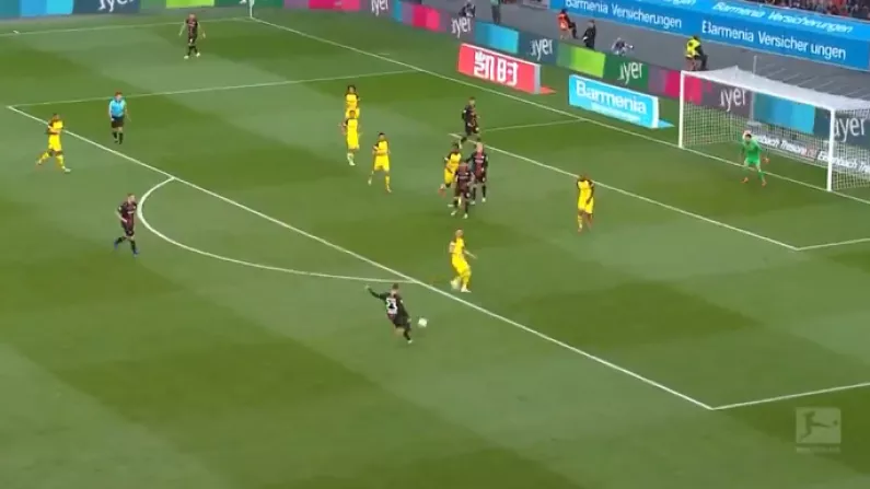 Watch: Mitchell Weiser Hits Nacho-Esque Stunner Against Dortmund