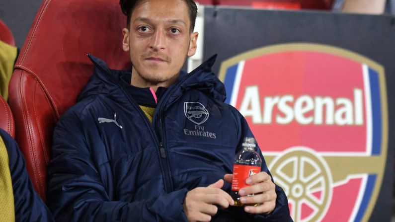 Mesut Ozil Dropped From Arsenal Sqaud To Face Spurs