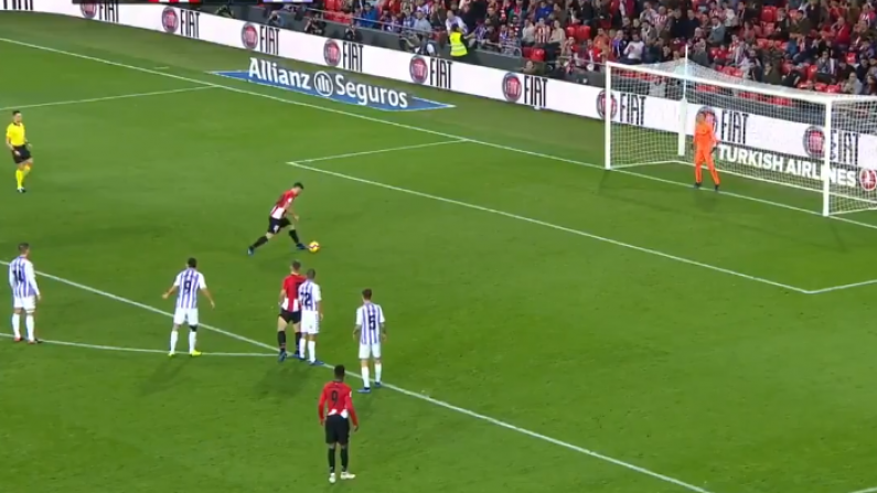 Watch: Bilbao's Aduriz Coolly Slots Home Incredible One-Step Penalty