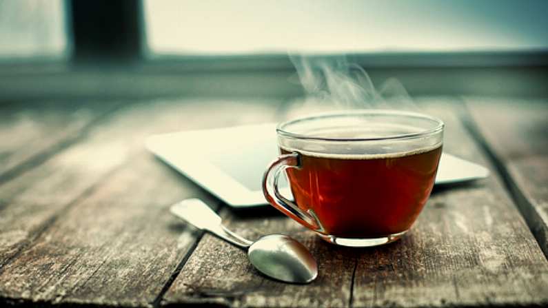 Report: Why Drinking Boiling Hot Tea Could Lead To Cancer