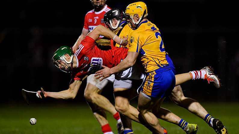 16 February 2019; Alan Cadogan of Cork, supported by team-mate Bill Cooper, in action against Rory Hayes, front, and Tony Kelly of Clare during the Allianz Hurling League Division 1A Round 3 match between Cork and Clare at Pairc Ui Rinn in Cork. Photo by Piaras O Midheach/Sportsfile