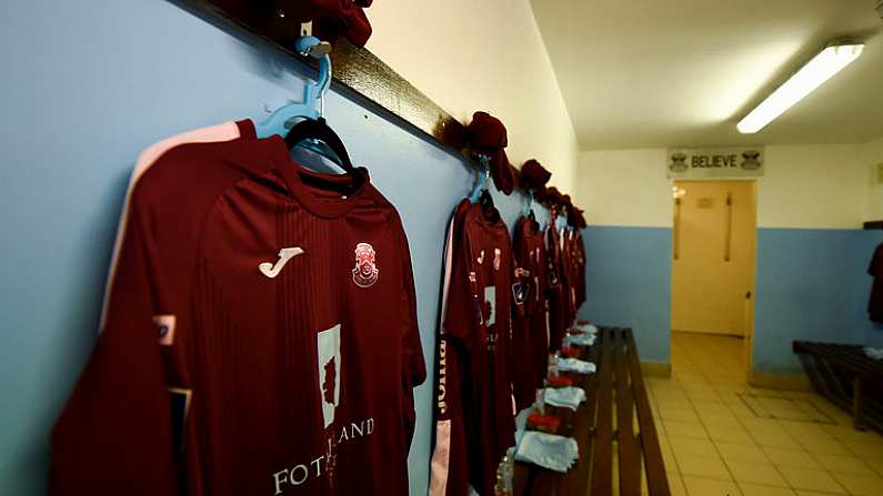 6 August 2018; A detailed view of the Cobh Ramblers jersey in the dressing room prior to the EA Sports Cup semi-final match between Cobh Ramblers and Dundalk at St. Colman's Park in Cobh, Co. Cork. Photo by Ben McShane/Sportsfile