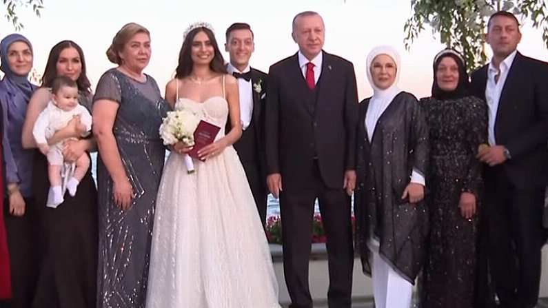 Mezut Ozil Ties The Knot With Erdogan As Best Man