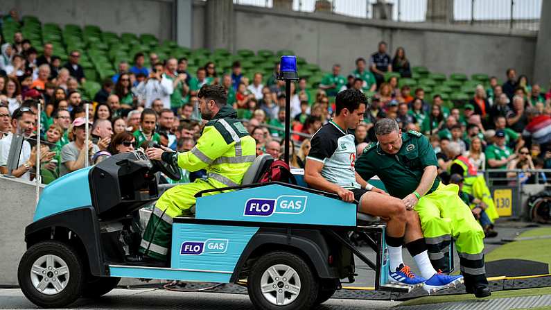 10 August 2019; Joey Carbery of Ireland leaves the pitch after picking up an injury during the Guinness Summer Series 2019 match between Ireland and Italy at the Aviva Stadium in Dublin. Photo by Brendan Moran/Sportsfile