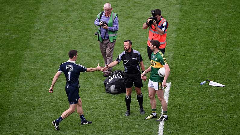 28 August 2016; Dublin captain Stephen Cluxton shakes hands with referee David Gough ahead of the GAA Football All-Ireland Senior Championship Semi-Final game between Dublin and Kerry at Croke Park in Dublin. Photo by Daire Brennan/Sportsfile