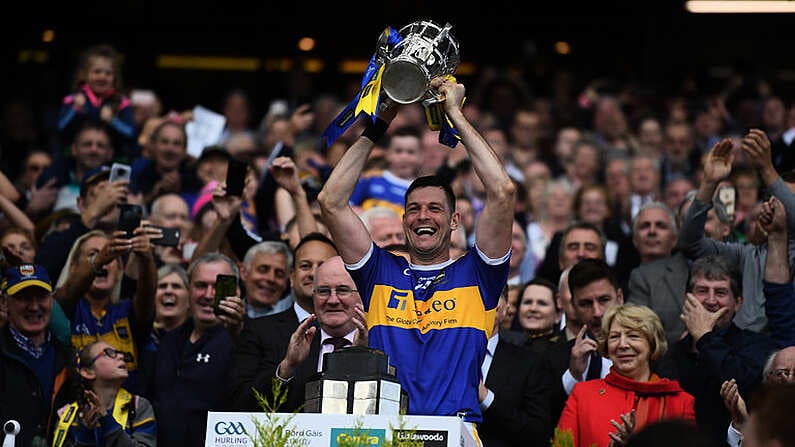 18 August 2019; Tipperary captain Seamus Callanan lifts the Liam MacCarthy cup after the GAA Hurling All-Ireland Senior Championship Final match between Kilkenny and Tipperary at Croke Park in Dublin. Photo by Stephen McCarthy/Sportsfile