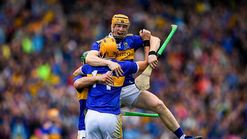 18 August 2019; Jake Morris of Tipperary celebrates with Jason Forde of Tipperary, left, and Seamus Callanan of Tipperary, center, after the GAA Hurling All-Ireland Senior Championship Final match between Kilkenny and Tipperary at Croke Park in Dublin. Photo by Eoin Noonan/Sportsfile