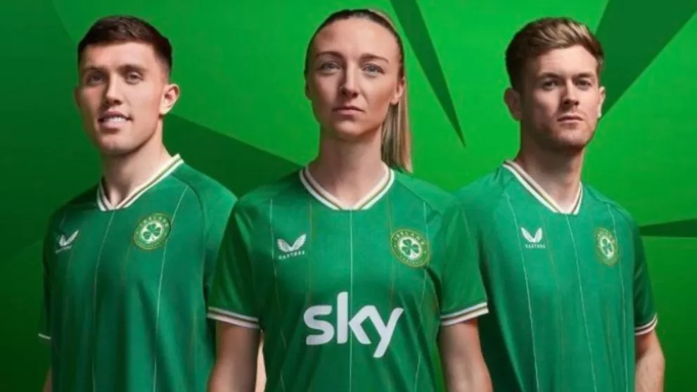 The new Ireland Jersey on players