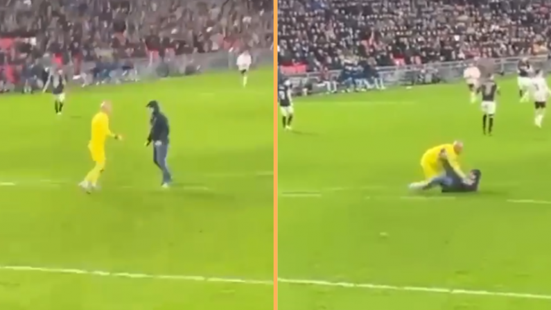 Watch: Sevilla Goalkeeper Wrestles Idiot Fan