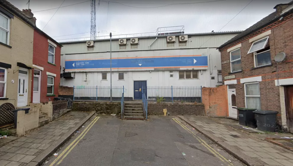 Kenilworth Road entrance