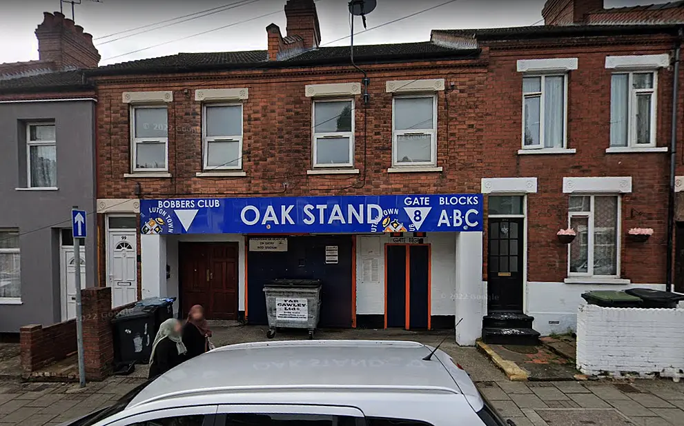 Kenilworth Road Oak Stand entrance