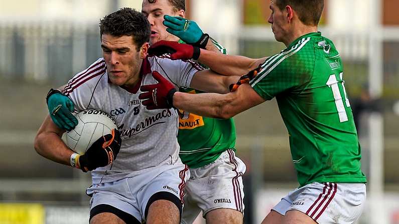 8 February 2015; Finontan O Curraoin, Galway, in action against Jamie Gonoud and John Heslin, Westmeath. Allianz Football League, Division 2, Round 2, Westmeath v Galway, Cusack Park, Mullingar, Co. Westmeath. Picture credit: Ray McManus / SPORTSFILE