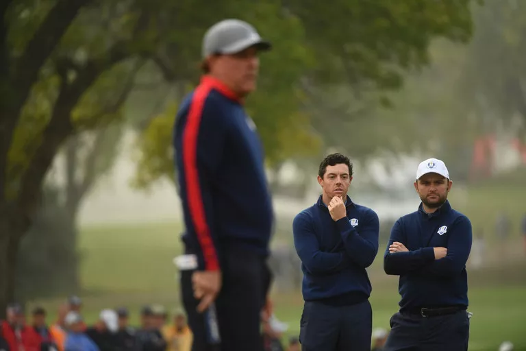 rory-mcilroy-phil-mickelson-gamble-ryder-cup