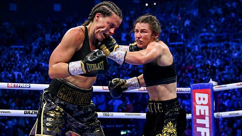 25 November 2023; Katie Taylor, right, and Chantelle Cameron during their undisputed super lightweight championship bout at the 3Arena in Dublin. Photo by Stephen McCarthy/Sportsfile