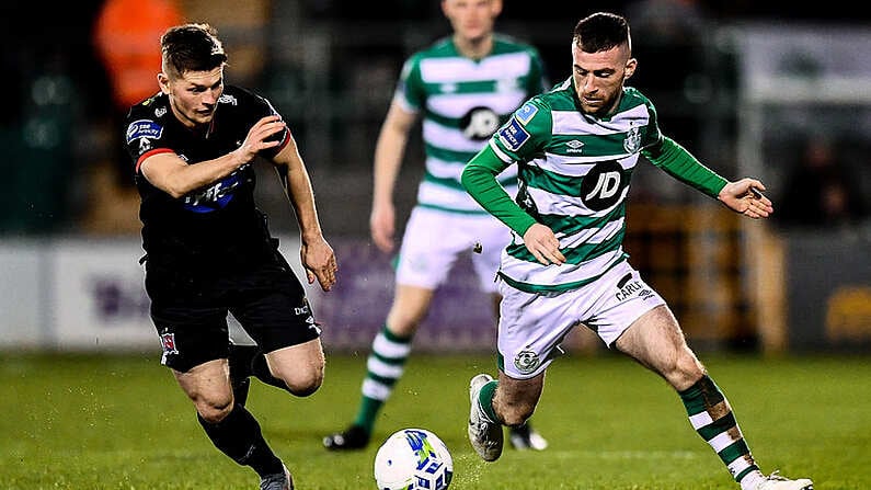 28 February 2020; Jack Byrne of Shamrock Rovers in action against Cammy Smith of Dundalk during the SSE Airtricity League Premier Division match between Shamrock Rovers and Dundalk at Tallaght Stadium in Dublin. Photo by Ben McShane/Sportsfile