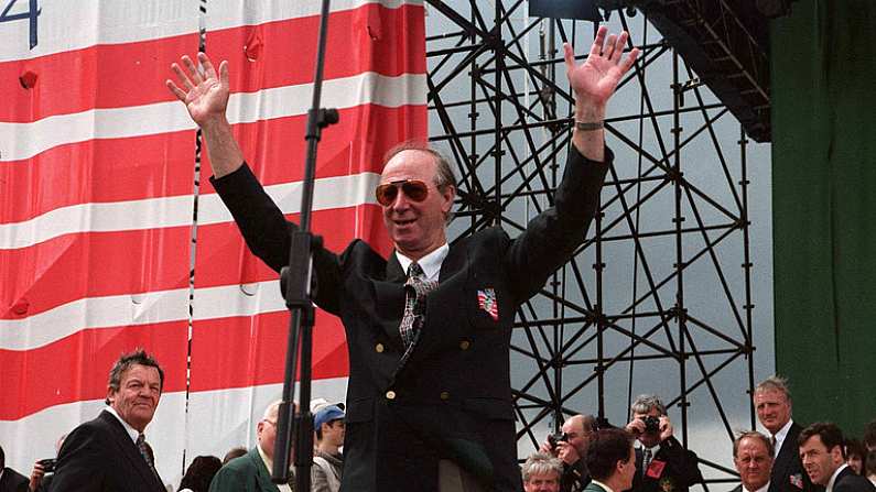 7 July 1994; Jack Charlton salutes the crowd in Dublin's Phoenix Park when the Republic of Ireland team returned from the 1994 World Cup in the USA. Photo by David Maher/Sportsfile